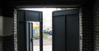 Купить гаражные ворота распашные Павлово, цена от 3858 руб.