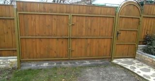 Купить распашные ворота деревянные Павлово, цена от 2727 руб.