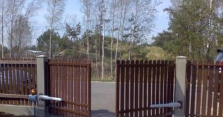 Купить распашные ворота из штакетника Павлово, цена от 2727 руб.
